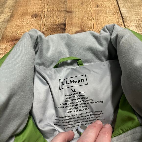 L.L. Bean Women's Green Goose Down Puffer Vest Sz XL Outdoor Hiking Full Zip - Picture 4 of 4